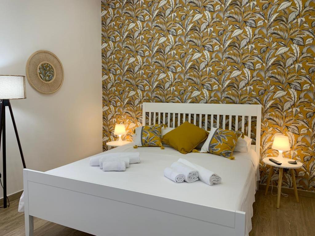 Donna Luisa-Catania Charming Apartment Exterior photo