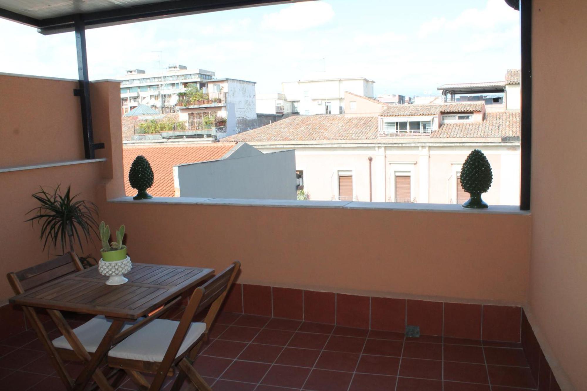 Donna Luisa-Catania Charming Apartment Exterior photo